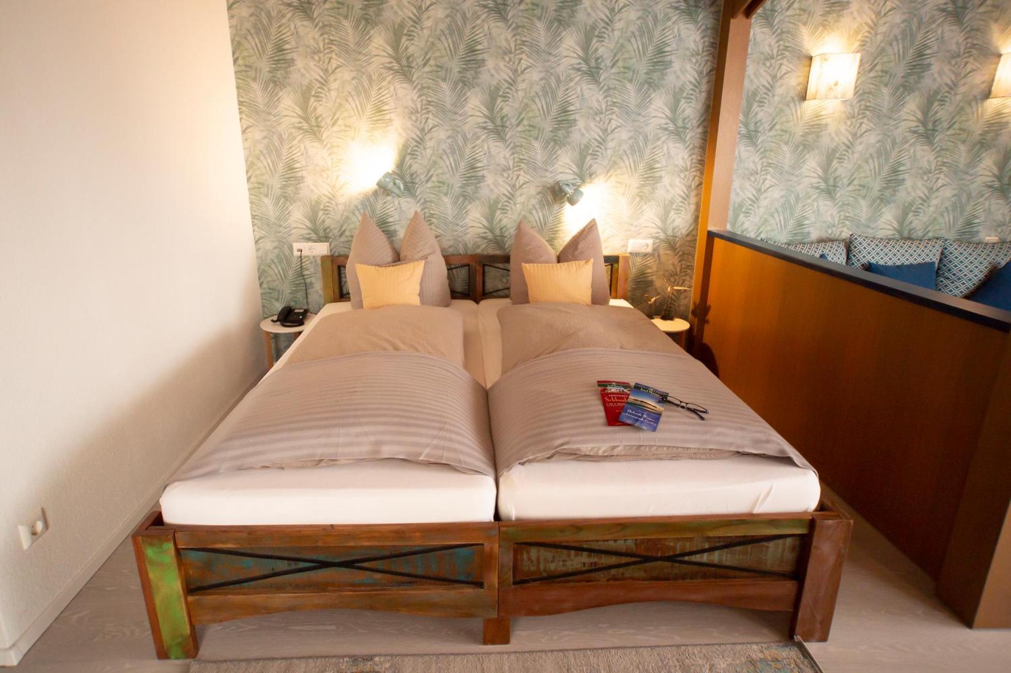 Haus Rose Bed and Breakfast Allensbach Buitenkant foto