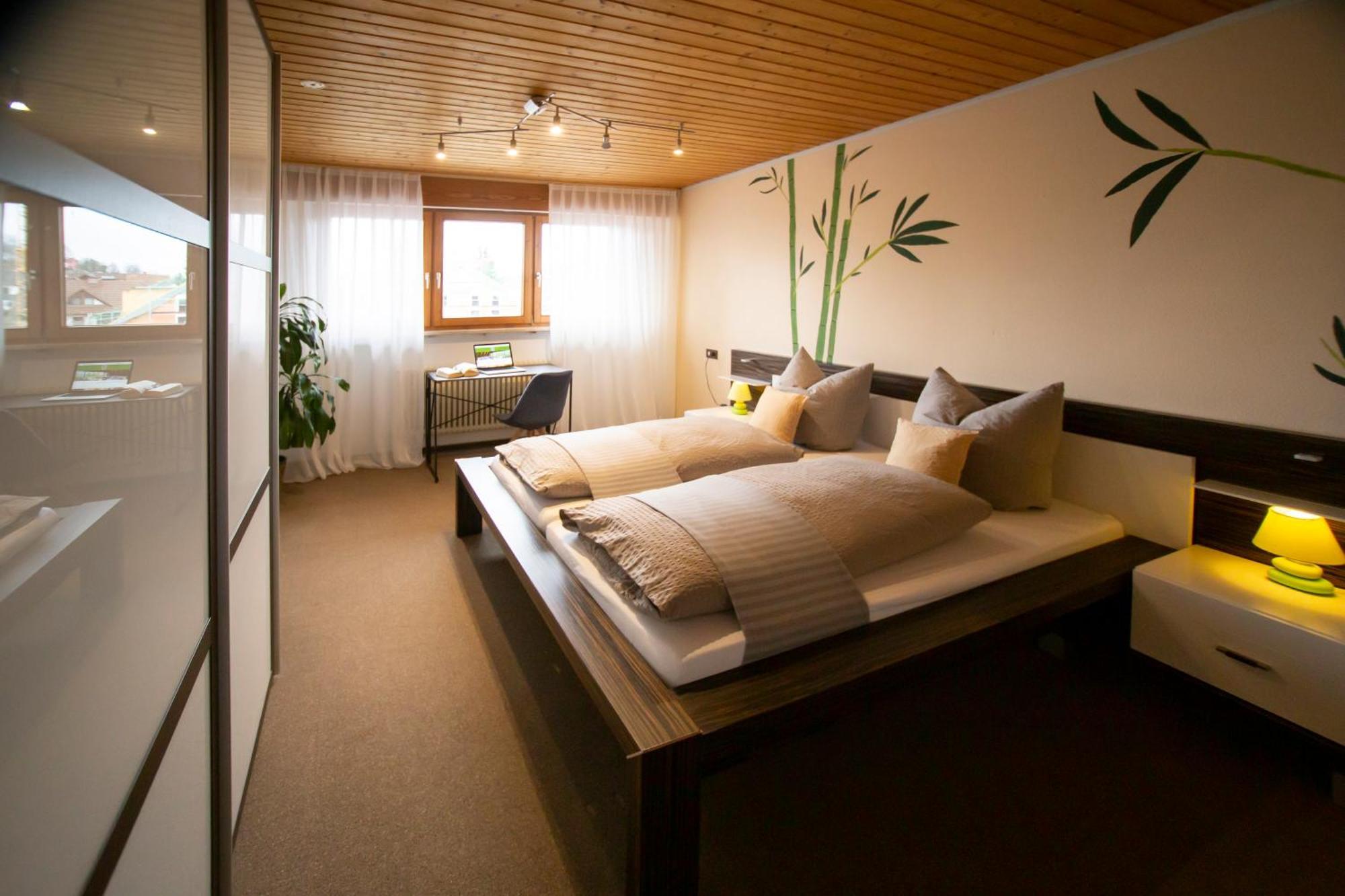 Haus Rose Bed and Breakfast Allensbach Buitenkant foto