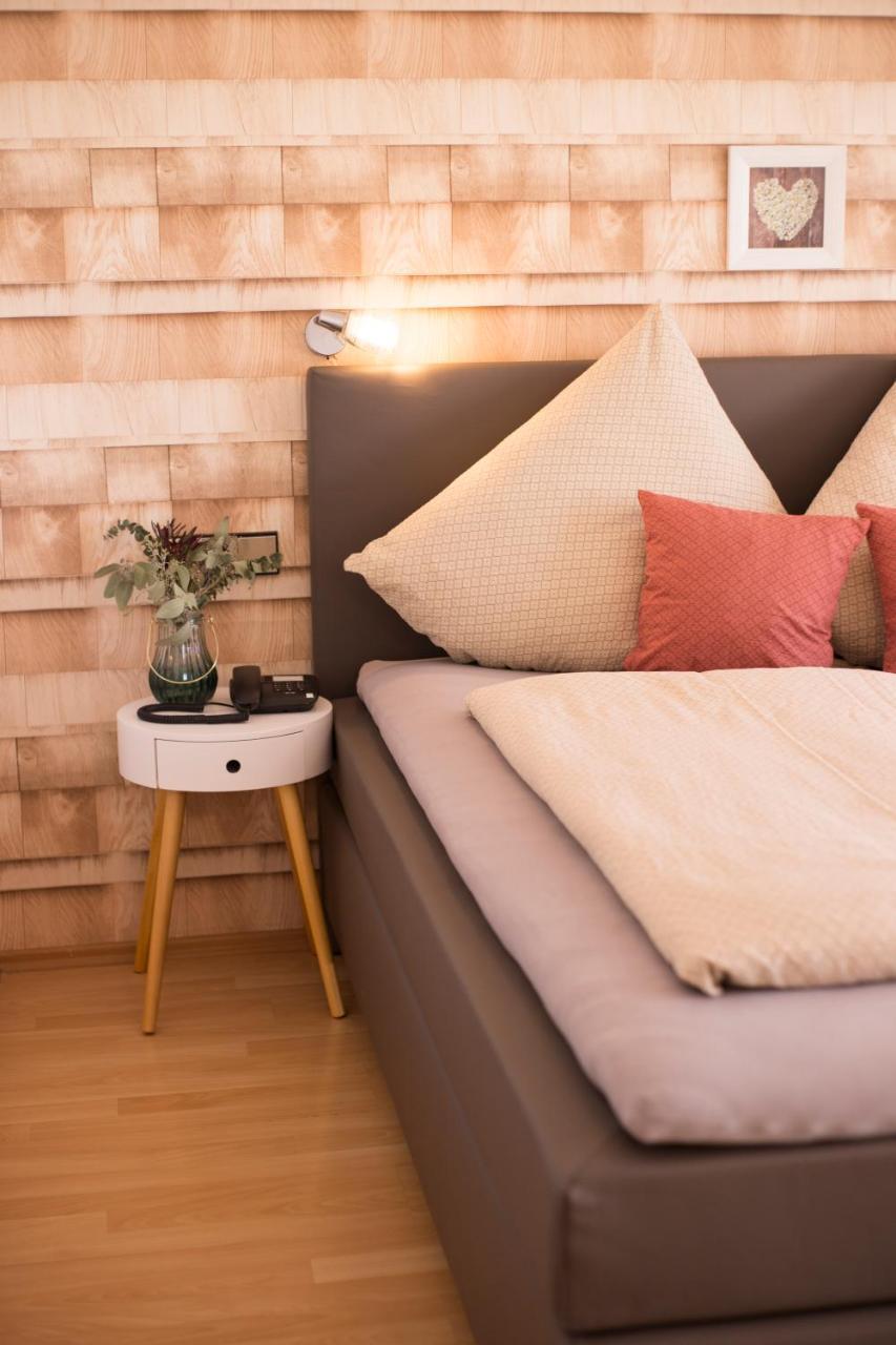 Haus Rose Bed and Breakfast Allensbach Buitenkant foto